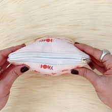 Load image into Gallery viewer, Organic Carrying Pouch - Crystals, Essential OIls, Small Bag