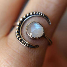 Load image into Gallery viewer, Women&#39;s Moon Creative Ring
